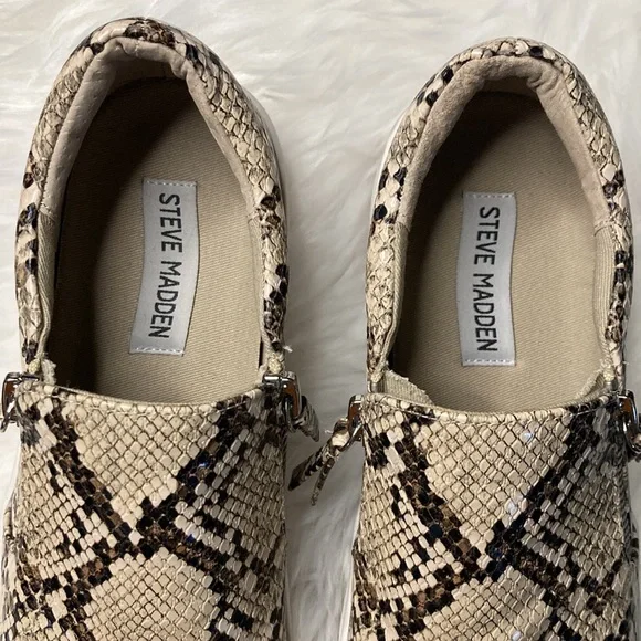 Steve Madden Zip snake print sneakers - Picture 3 of 6